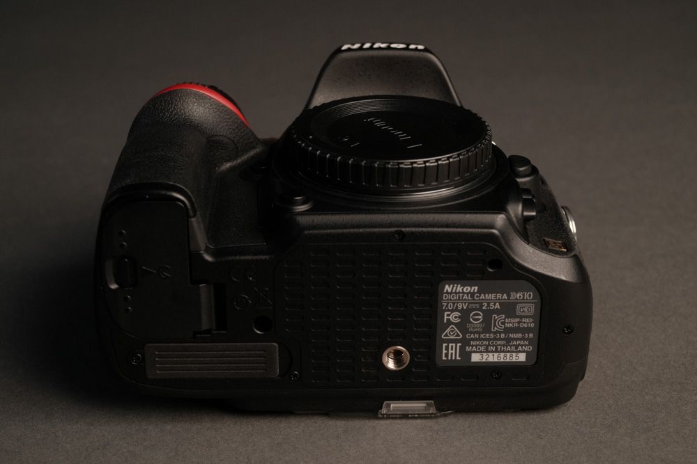 Nikon D610