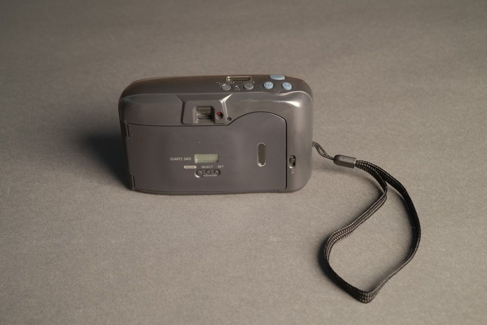 Nikon One-Touch Zoom 70 AF